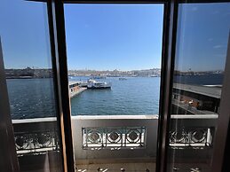 Weingart Seaside Hotel