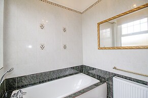 Weymouth Bay Apartment A
