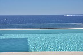 Ios Grand Pool Suites