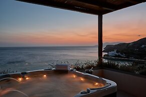 Ios Grand Pool Suites