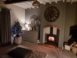 Paddock Cottage - Thorpe Arnold, Melton Mowbray