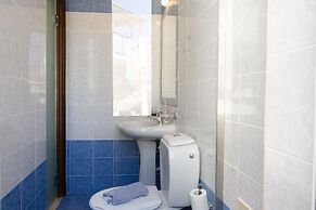Areti Hotel