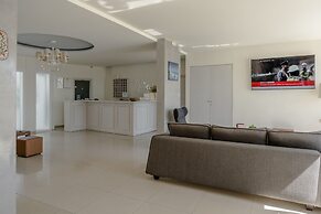 Areti Hotel