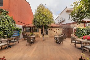 Zemira Garden Hotel