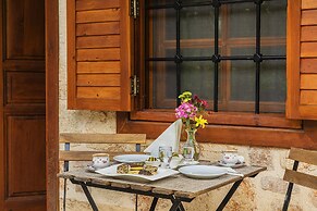 Zemira Garden Hotel