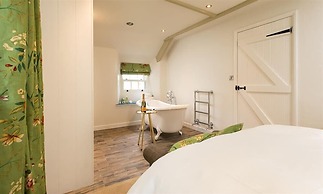 Lacet Cottage