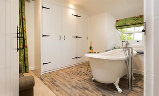 Lacet Cottage