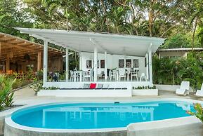 Gigi Brown Beachfront Santa Teresa