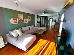 Sun Kissed Apartment