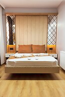 Lumina Boutique Hotel