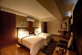 Hotel One Tower Gulberg