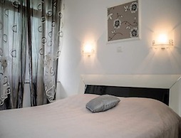 Apartments & Rooms Green Bay