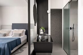 Nuovo Luxury Suites