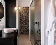 Nuovo Luxury Suites