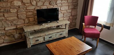 CHAKRA SUITES URLA