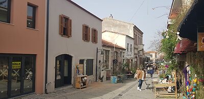 CHAKRA SUITES URLA