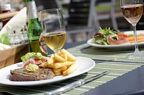 Stay.Plus Hurlingham B&B Suite