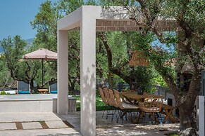Delight Luxury Villa