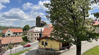 Hotel Týnec