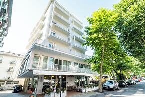 Hotel Aiglon