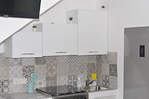 Agrigento Centre - 1-bed Apartment - Sleeps 4