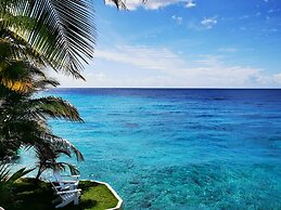 Sun Reef Village on Sea
