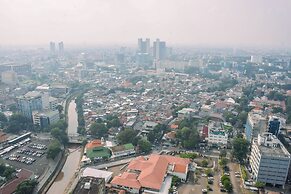 Great Deal And Comfy Studio At Menteng Park Apartment