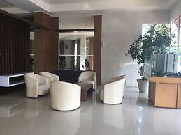 Cozy 2Br At Pinewood Apartment Jatinangor