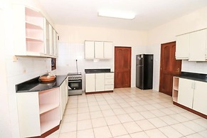 Stay.Plus Creek Residence Nyali