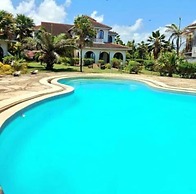 Stay.Plus Creek Residence Nyali