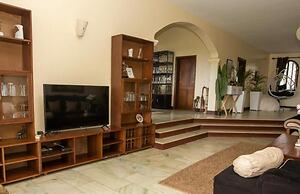 Stay.Plus Creek Residence Nyali