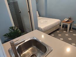 Glory Hotel Cubao