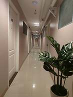 Glory Hotel Cubao