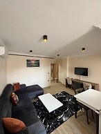White House Apart