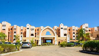 Stay.Plus Shanzu Beachfront Apartment