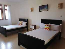 Stay.Plus Shanzu Beachfront Apartment