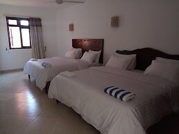 Stay.Plus Shanzu Beachfront Apartment