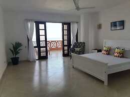 Stay.Plus Shanzu Beachfront Apartment