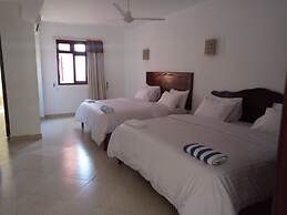 Stay.Plus Shanzu Beachfront Apartment