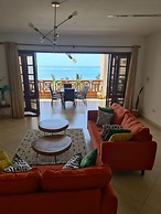 Stay.Plus Shanzu Beachfront Apartment