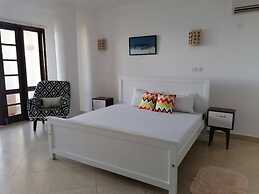 Stay.Plus Shanzu Beachfront Apartment