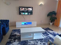Stay.Plus Shanzu Beachfront Apartment