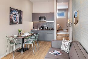 VN17 Rooftop Suites by Adrez Living
