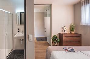 VN17 Rooftop Suites by Adrez Living