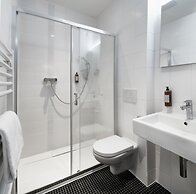 VN17 Rooftop Suites by Adrez Living
