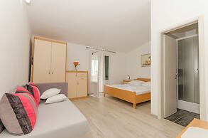 Apartments Klisovic