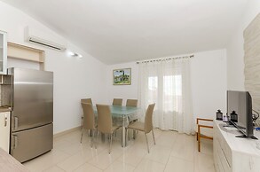 Apartments Klisovic
