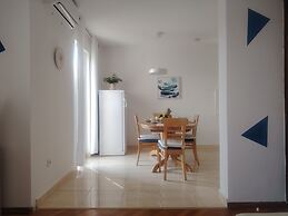 Apartment Sunny Apartment