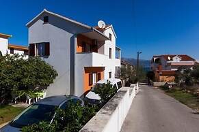 Apartments Josip
