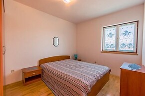 Apartments Josip